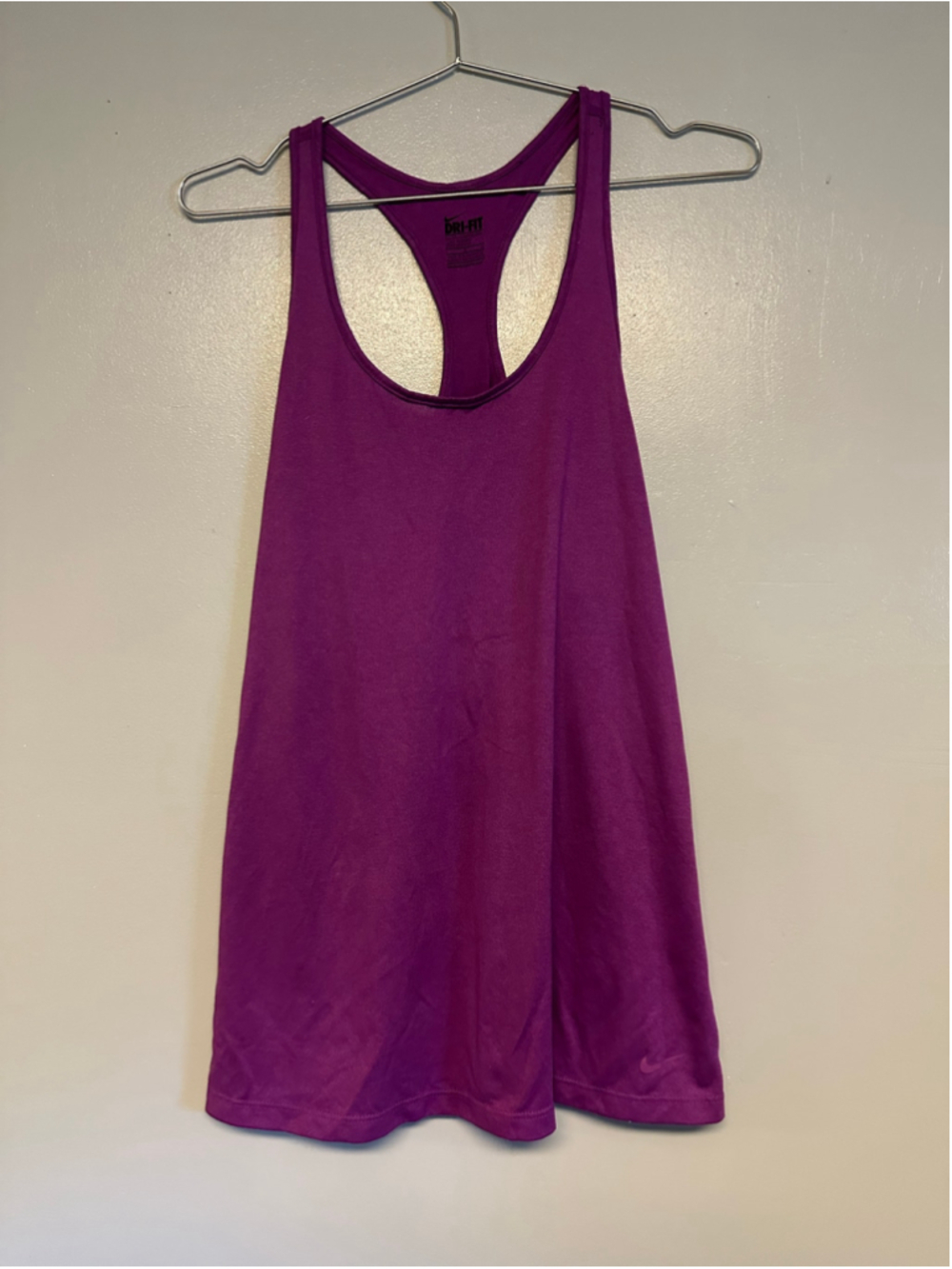 Nike Dri-FIT Tank Top Purple Size Large Racer Back Athletic Moister Wicking